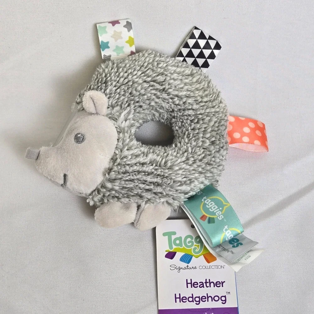 Mary Meyer Taggies Signature Collection Heather Hedgehog Rattle 40200 Age 0+ New